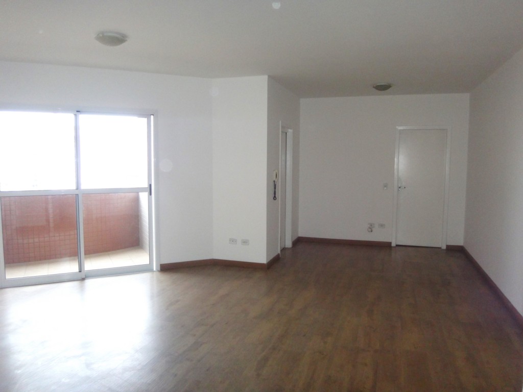 Apartamento para locacao no Portao em Curitiba com 130m² por R$ 5.830,00