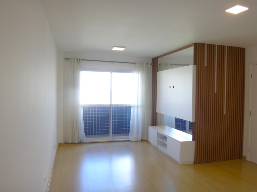 Apartamento para locacao no Batel em Curitiba com 118m² por R$ 4.180,00