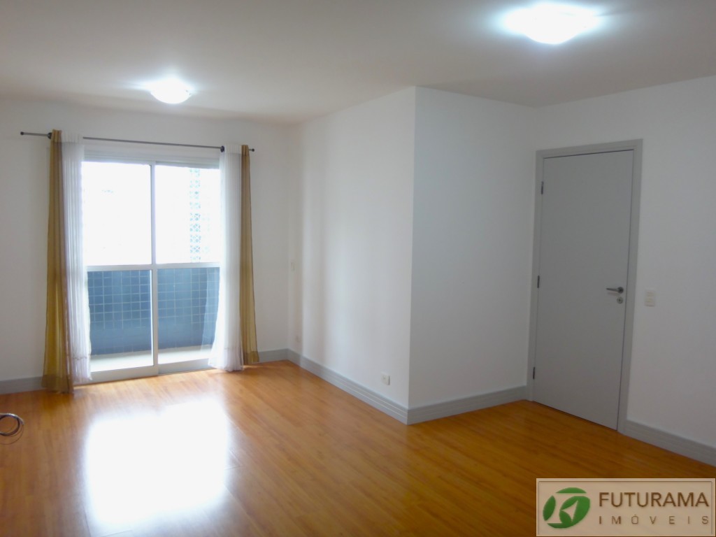Apartamento para locacao no Batel em Curitiba com 123m² por R$ 3.520,00