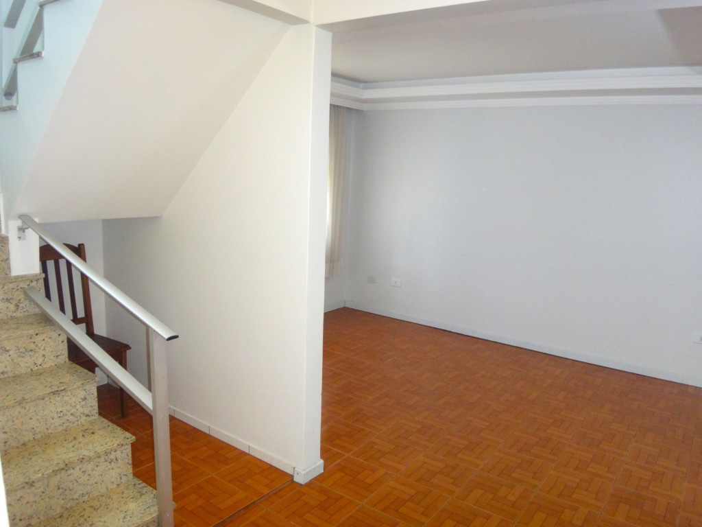 Sobrado para locacao no Cajuru em Curitiba com 116m² por R$ 3.850,00