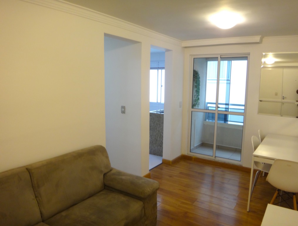Apartamento para locacao no Cristo Rei em Curitiba com 76m² por R$ 3.300,00