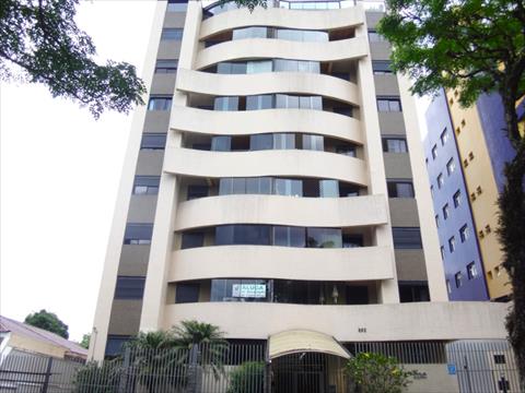 Apartamento para locacao no Agua Verde em Curitiba com 0m² por R$ 3.000,00