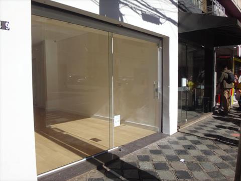 Loja para locacao no Centro em Curitiba com 50m² por R$ 3.740,00