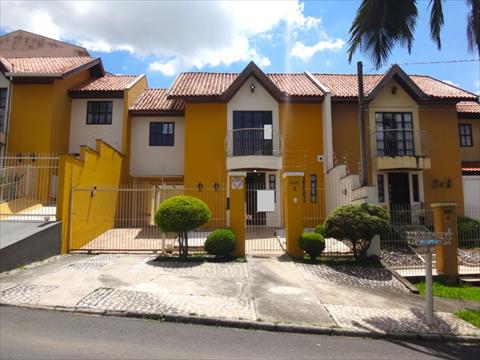 Sobrado para locacao no Tingui em Curitiba com 120m² por R$ 4.180,00