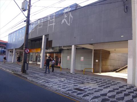 Loja para locacao no Agua Verde em Curitiba com 137m² por R$ 9.900,00