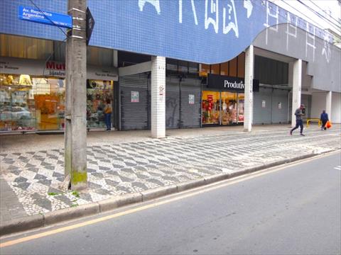 Loja para locacao no Agua Verde em Curitiba com 188m² por R$ 9.900,00