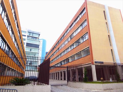 Apartamento para locacao no Cristo Rei em Curitiba com 86m² por R$ 2.530,00