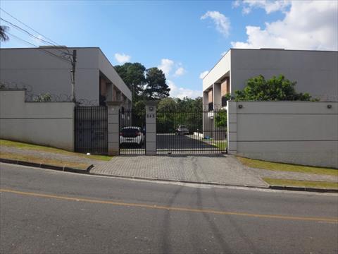 Sobrado para locacao no Barreirinha em Curitiba com 102m² por R$ 3.300,00