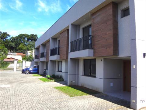 Sobrado para locacao no Barreirinha em Curitiba com 102m² por R$ 3.520,00