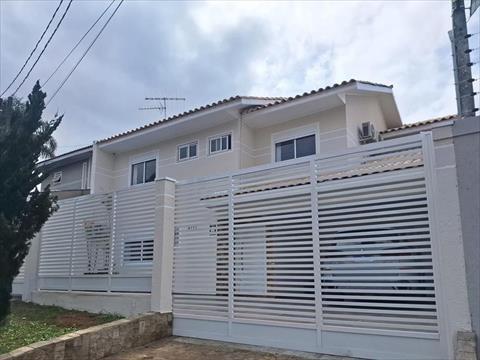 Casa Residencial para venda no Centro em Sao Jose dos Pinhais com 310m² por R$ 2.850.000,00