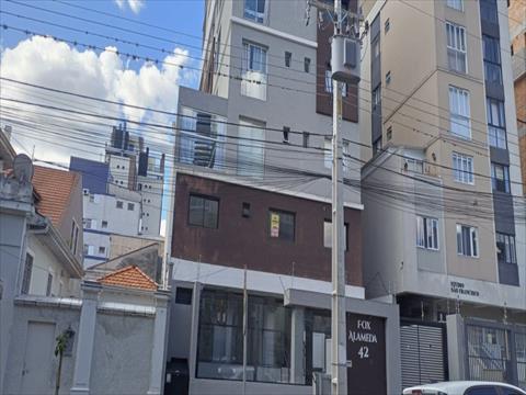 Apartamento para locacao no Sao Francisco em Curitiba com 38m² por R$ 2.420,00