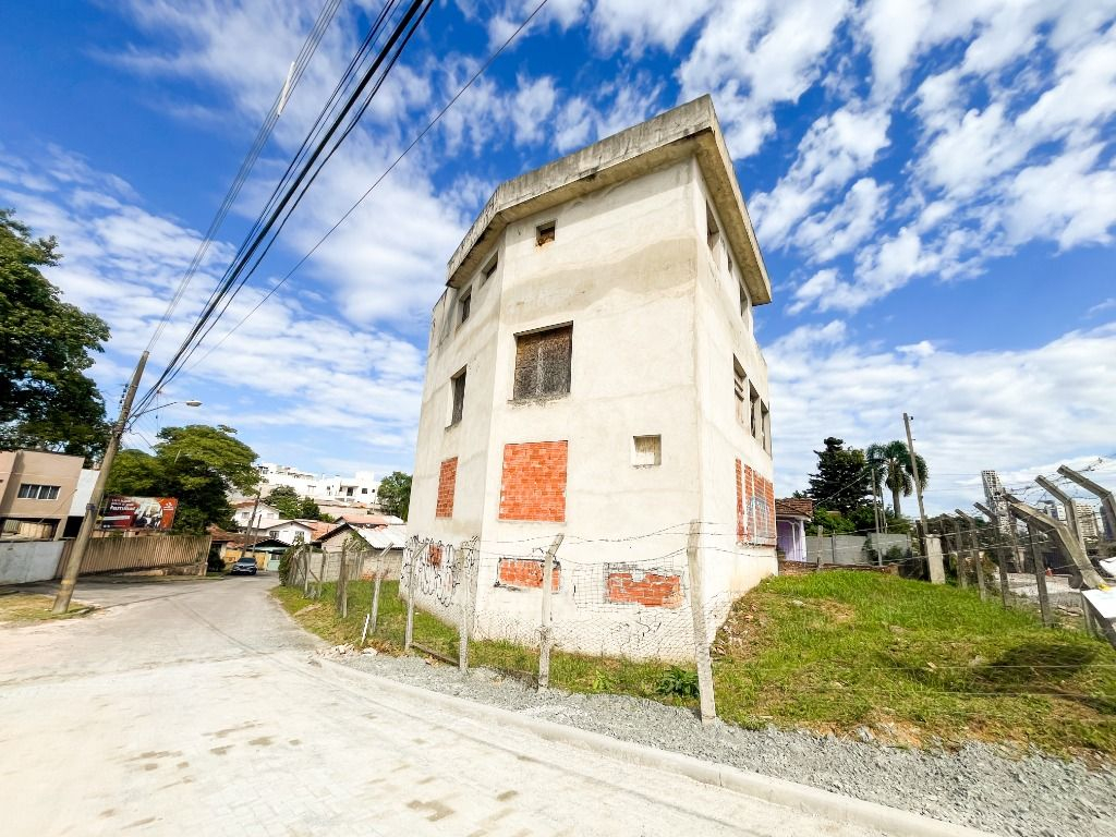 Prédio para venda no Campina do Siqueira em Curitiba com 281m² por R$ 1.200.000,00
