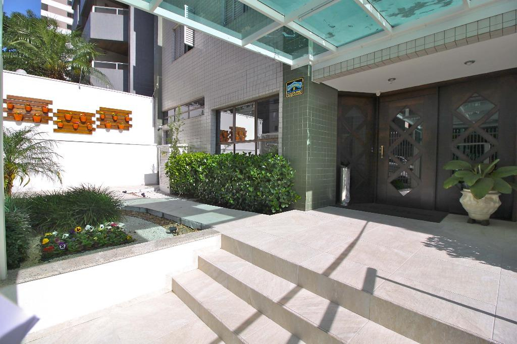Apartamento para locacao no Bigorrilho em Curitiba com 192m² por R$ 3.000,00