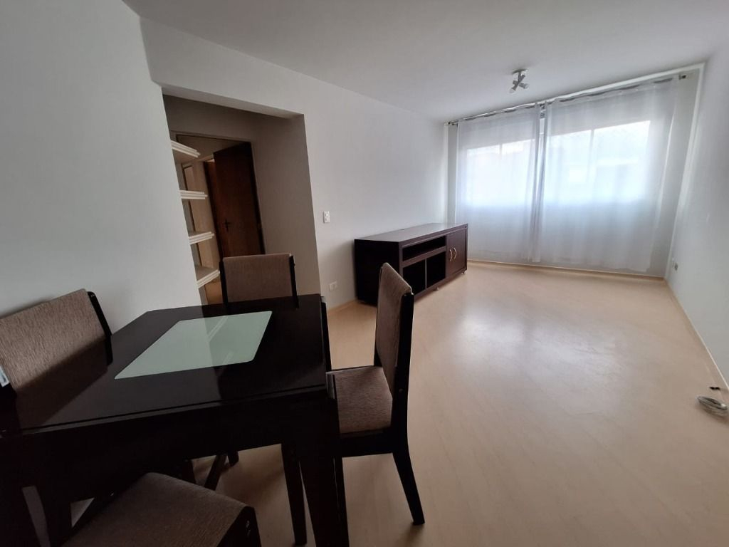 Apartamento para locacao no Bigorrilho em Curitiba com 123,00m² por R$ 2.500,00