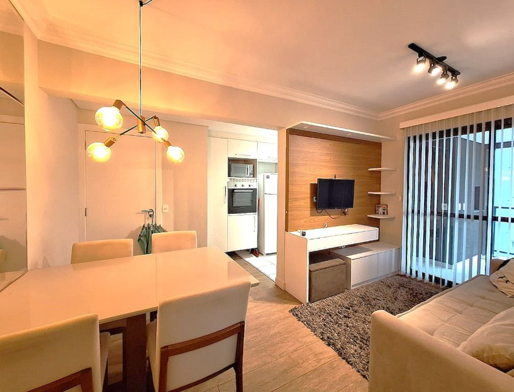 Apartamento para locacao no Bigorrilho em Curitiba com 88,00m² por R$ 3.300,00