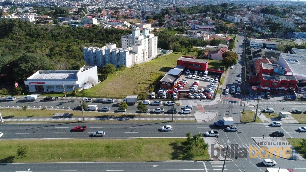 Loja para locacao no Uberaba em Curitiba com 740,00m² por R$ 18.000,00