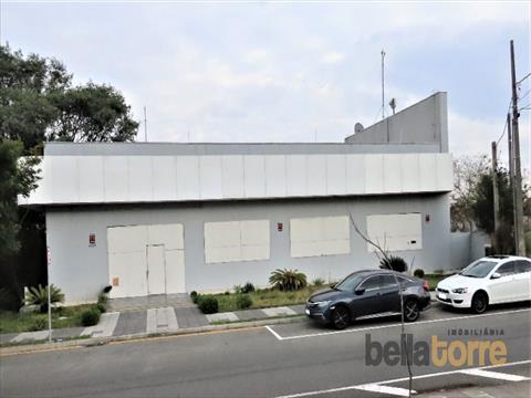 Loja para locacao no Uberaba em Curitiba com 740,00m² por R$ 18.000,00