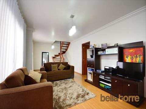 Casa Residencial para venda no Mercês em Curitiba com 210m² por R$ 900.000,00