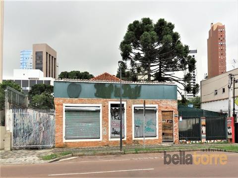 Loja para locacao no Centro Cívico em Curitiba com 288m² por R$ 10.000,00