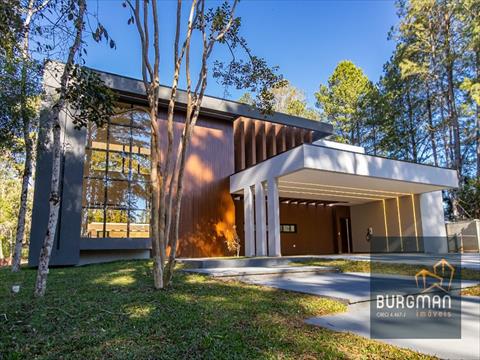 Casa Residencial para venda no Borda do Campo em São José dos Pinhais com 560m² por R$ 3.900.000,00