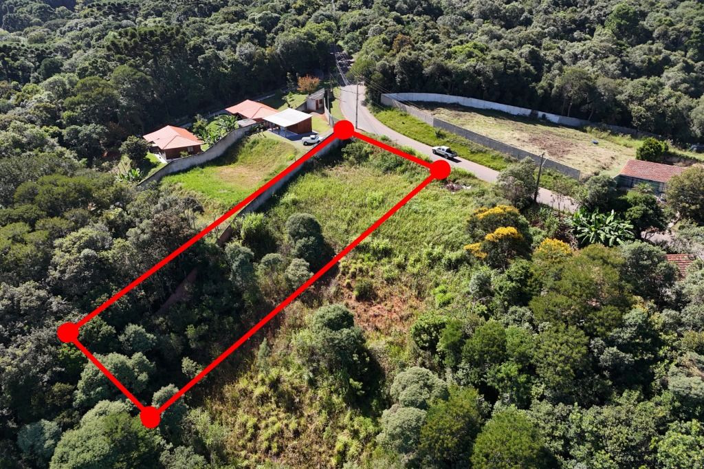 Terreno para venda no Butiatuvinha em Curitiba com 8.217,00m² por R$ 720.000,00