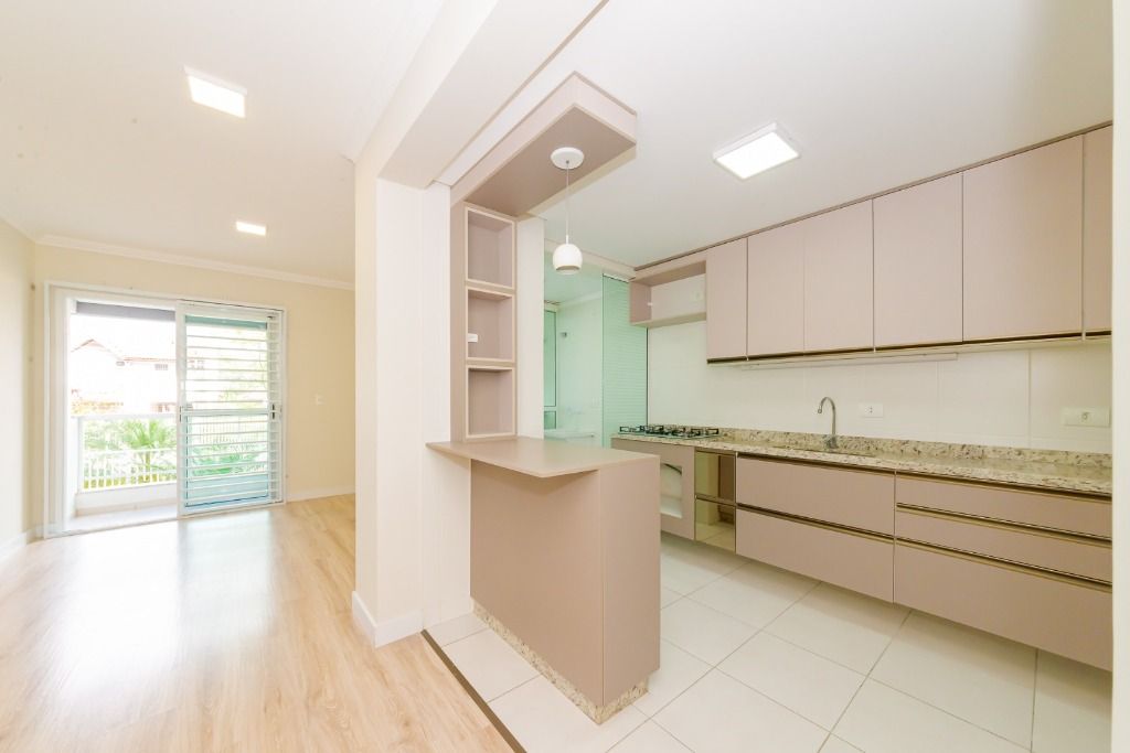 Apartamento para locacao no Pilarzinho em Curitiba com 74m² por R$ 2.650,00