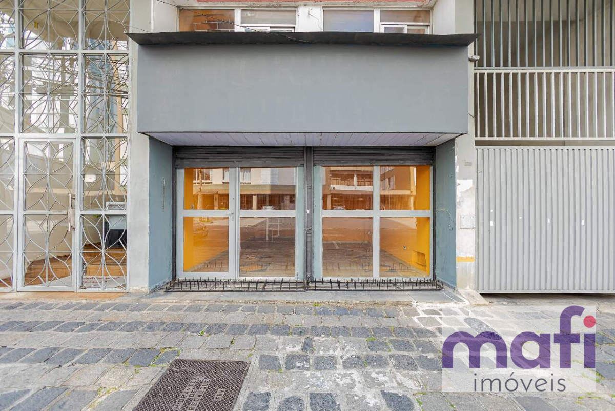 Loja para locacao no Centro em Curitiba com 0,01m² por R$ 1.900,00