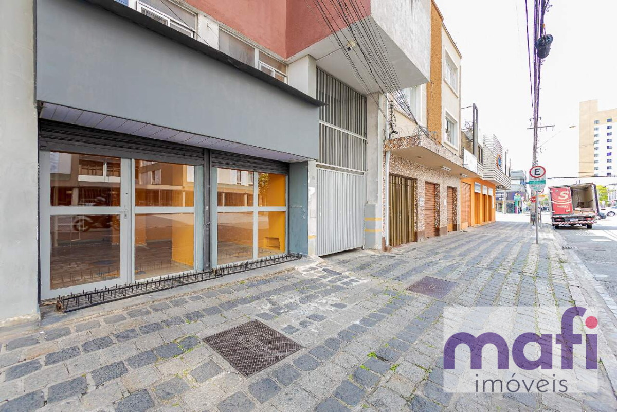 Loja para locacao no Centro em Curitiba com 0,01m² por R$ 1.900,00