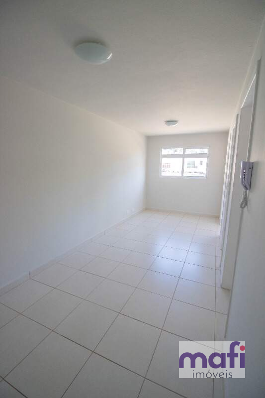 Apartamento para locacao no Centro em Curitiba com 0m² por R$ 1.050,00