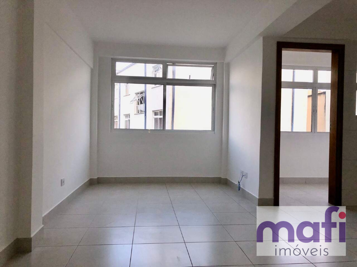 Apartamento para locacao no Centro em Curitiba com 0,00m² por R$ 1.650,00