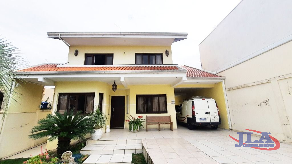 Sobrado para venda no Alto Tarumã em Pinhais com 0m² por R$ 1.420.000,00