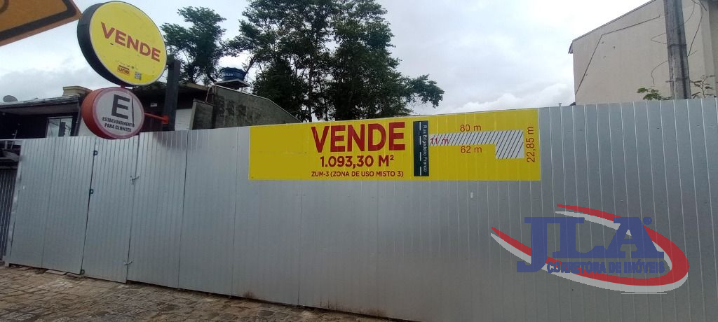 Terreno para venda no Rebouças em Curitiba com 1.093,00m² por R$ 2.700.000,00