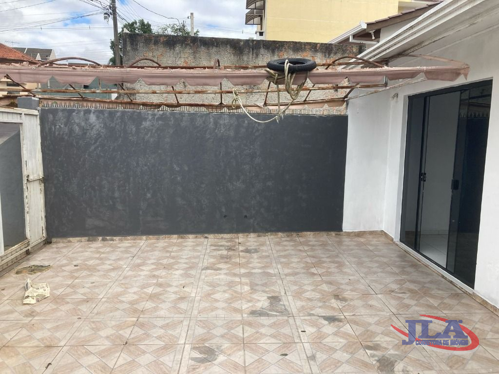 Casa Residencial para locacao no Barreirinha em Curitiba com 0,00m² por R$ 1.600,00