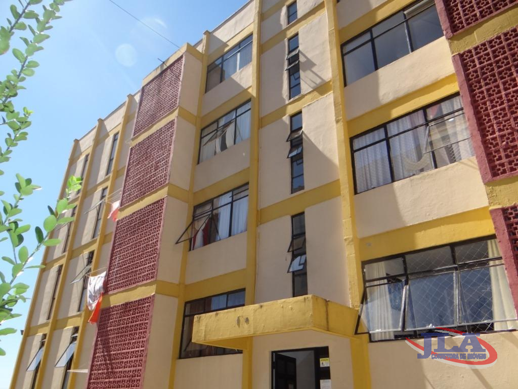 Apartamento para locacao no Barreirinha em Curitiba com 50m² por R$ 900,00