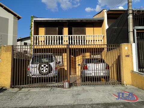 Sobrado para venda no São Lourenço em Curitiba com 200m² por R$ 685.000,00