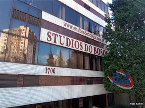 Imóveis Comerciais para locacao no Centro  Civico em Curitiba com 31m² por R$ 1.800,00