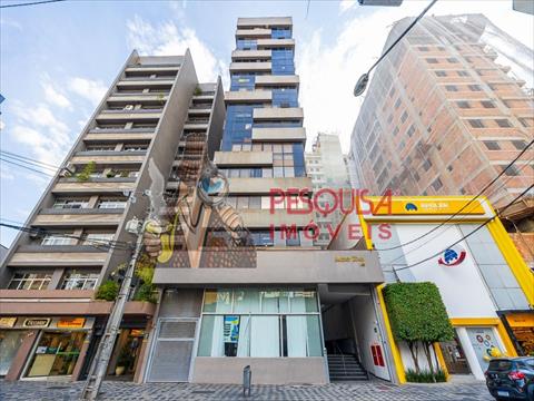 Imóveis Comerciais para locacao no Centro em Curitiba com 42m² por R$ 600,00