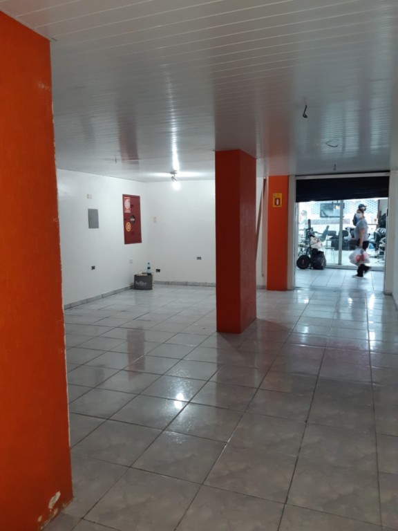 Loja para locacao no Centro em Curitiba com 58,00m² por R$ 1.200,00
