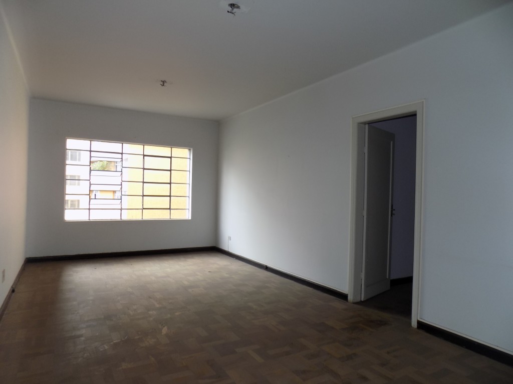 Imovel Comercial para locacao no Centro em Curitiba com 110,00m² por R$ 1.700,00