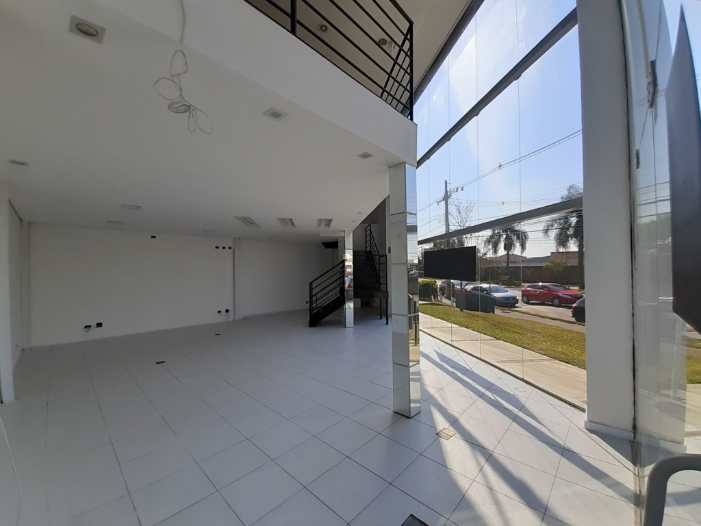 Loja para locacao no Uberaba em Curitiba com 73,13m² por R$ 6.000,00