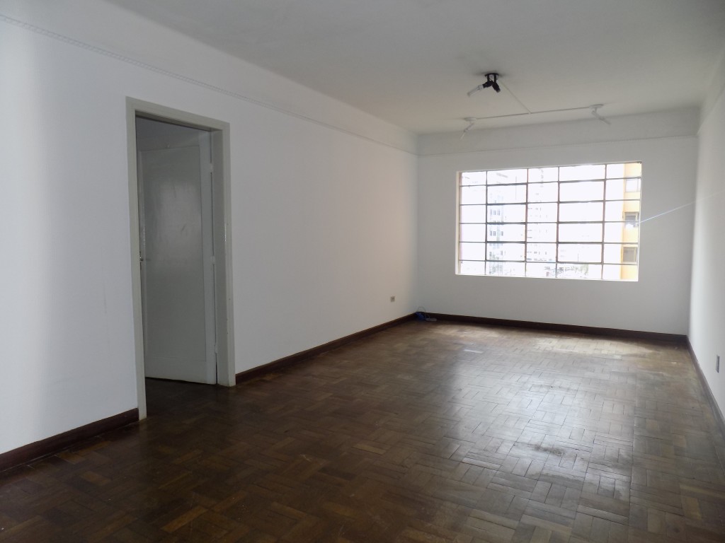 Imovel Comercial para locacao no Centro em Curitiba com 110,00m² por R$ 1.700,00