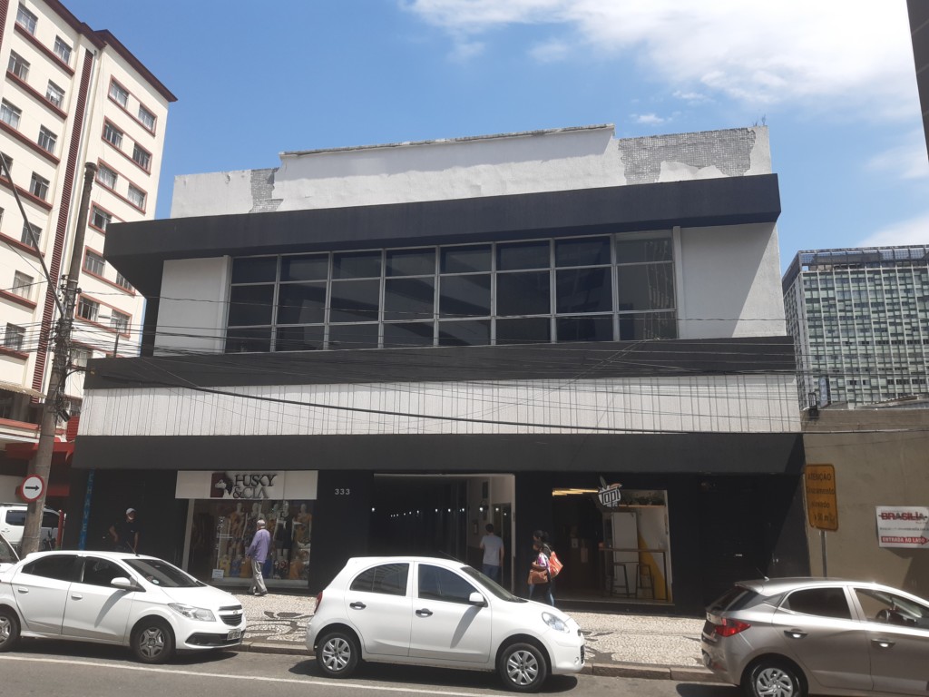 Loja para locacao no Centro em Curitiba com 26,90m² por R$ 2.700,00