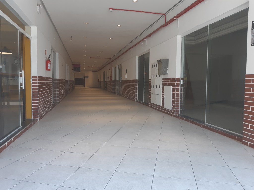Loja para locacao no Centro em Curitiba com 32,10m² por R$ 4.300,00