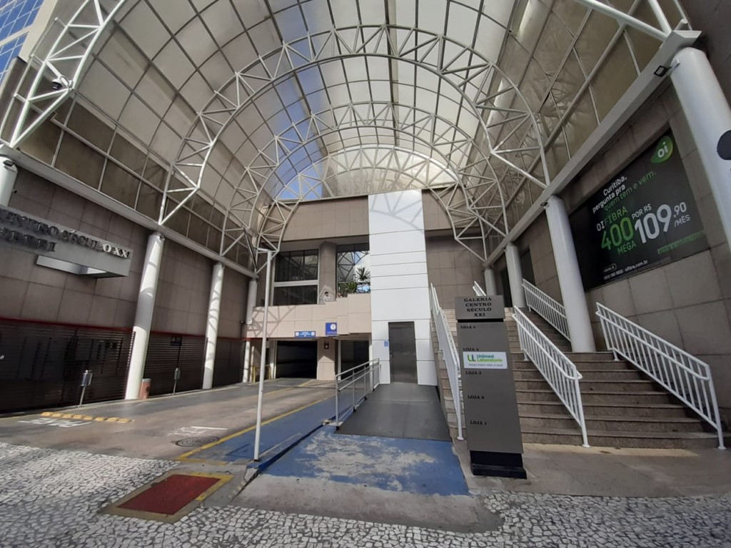 Loja para locacao no Centro em Curitiba com 391,70m² por R$ 6.000,00
