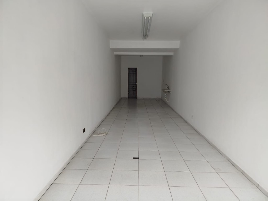 Loja para locacao no Guabirotuba em Curitiba com 55,43m² por R$ 1.200,00