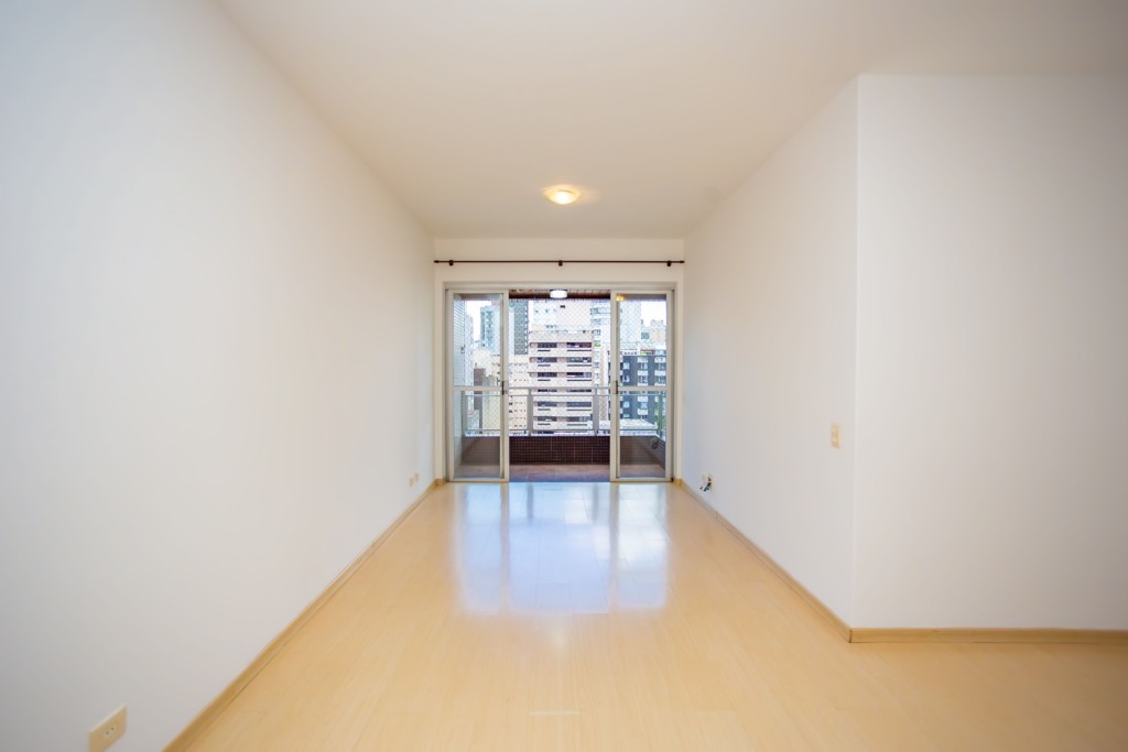 Apartamento para locacao no Batel em Curitiba com 180,00m² por R$ 3.200,00
