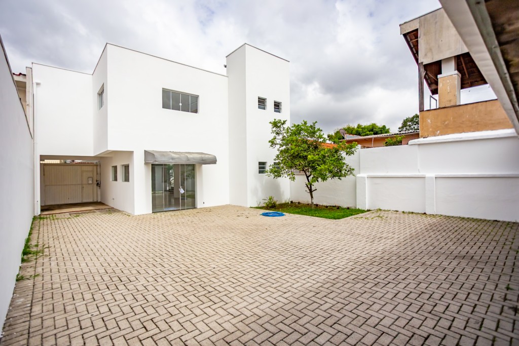 Loja para locacao no Rebouças em Curitiba com 260,00m² por R$ 10.500,00