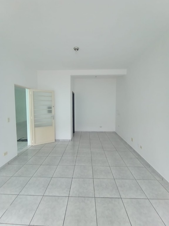 Loja para locacao no Boa Vista em Curitiba com 39,09m² por R$ 900,00