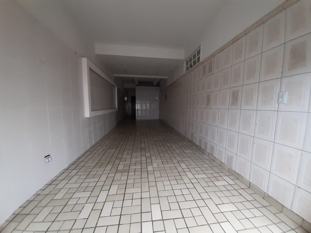 Loja para locacao no Guabirotuba em Curitiba com 44,00m² por R$ 1.100,00