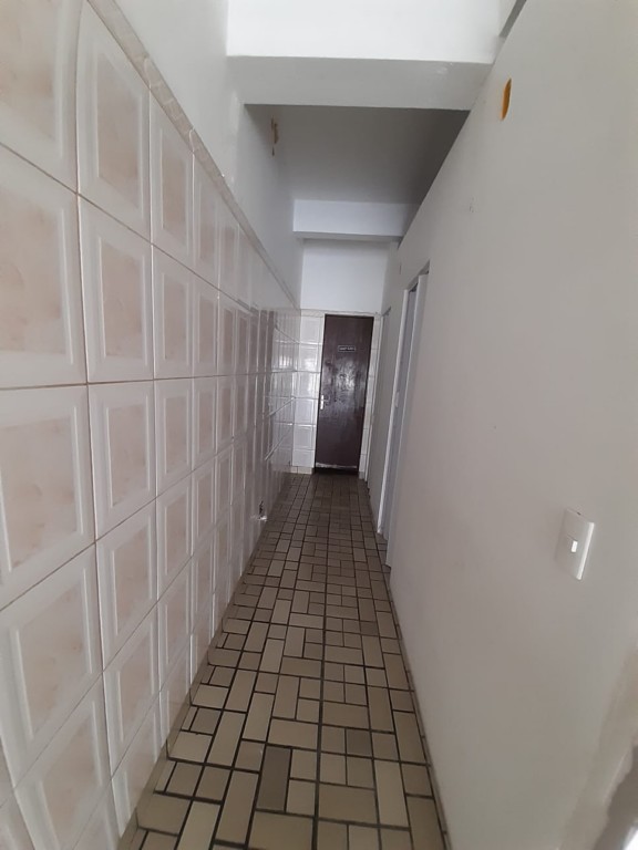 Loja para locacao no Guabirotuba em Curitiba com 44,00m² por R$ 1.100,00